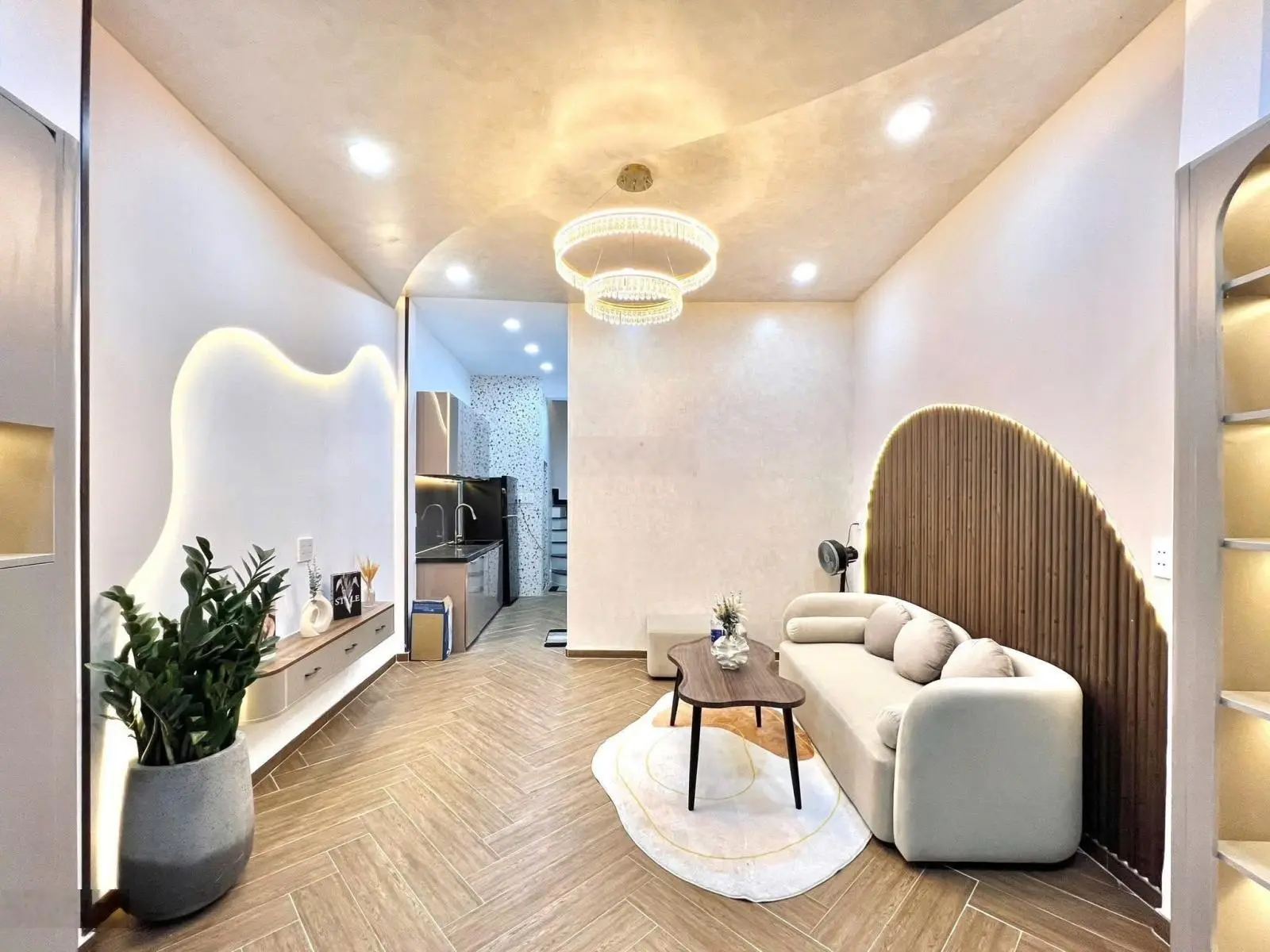 Chủ rao bán căn nhà cho thuê 11,5tr/th đường Nguyễn Đình Chính, Phú Nhuận giá 2ty250 | 35m2 | SHR |