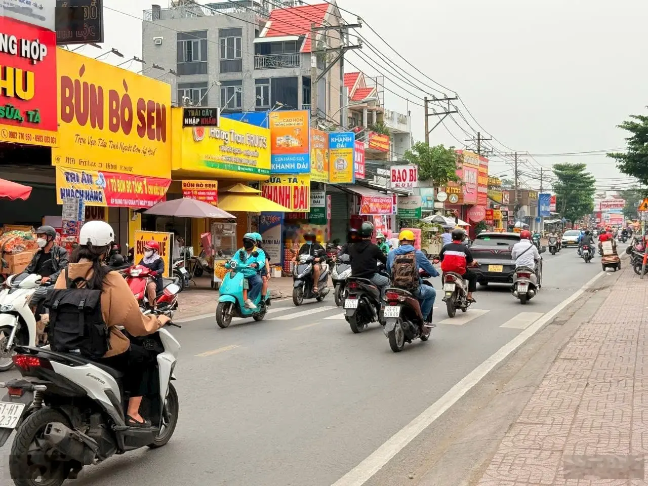 Mặt tiền kinh doanh tây hoà thủ đức- dt 100m2 ngang 5m - giá 12 tỷ