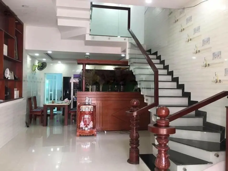 Nhỉnh 7 tỷ, nhà đẹp 4 tầng, 5 PN, hẻm 7m xe hơi, sát Vạn Phúc city, Hiệp Bình Phước