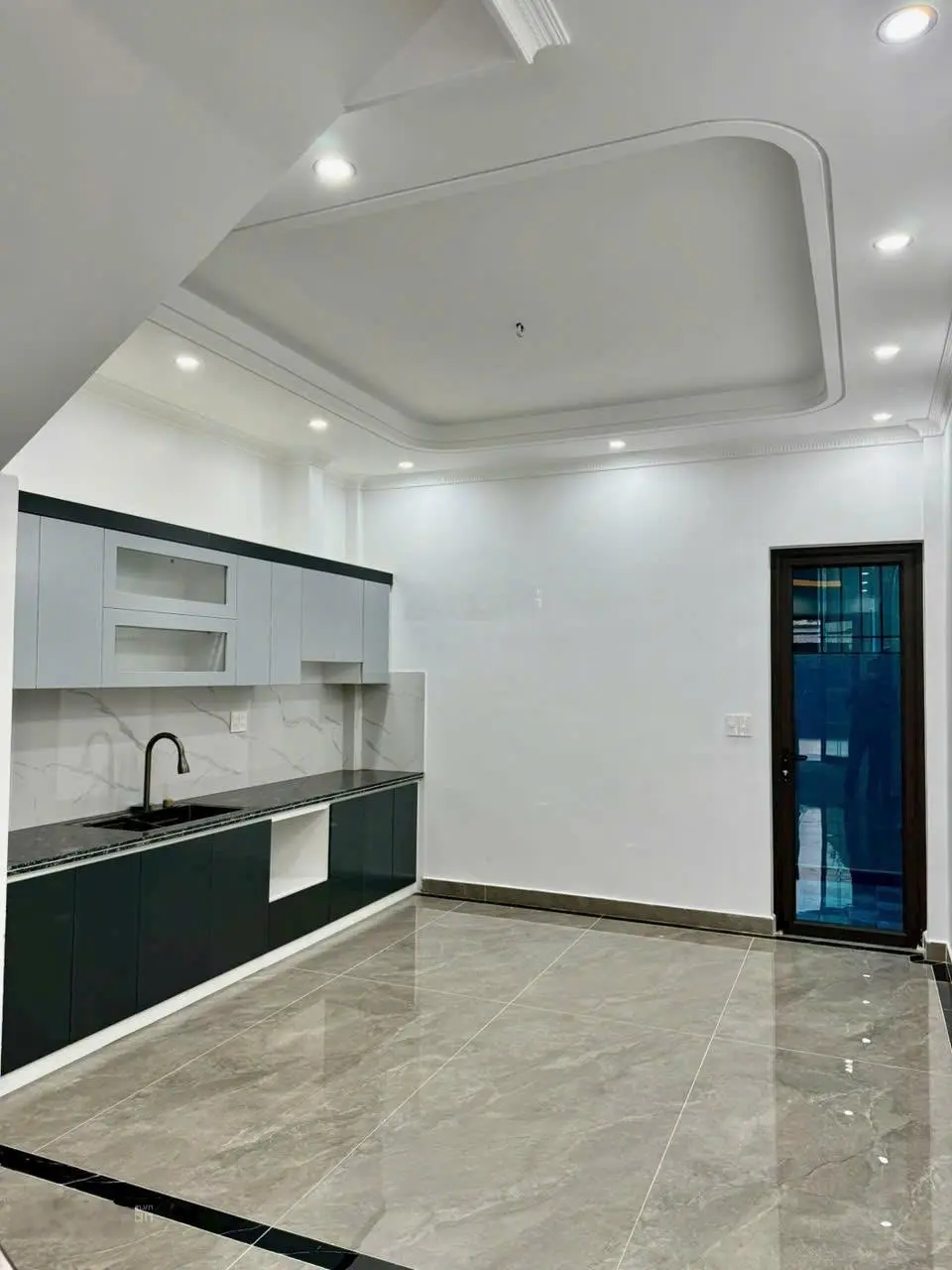 Bán nhà 3 tầng ngay cổng bệnh viện Nhi Đức, Kiến An