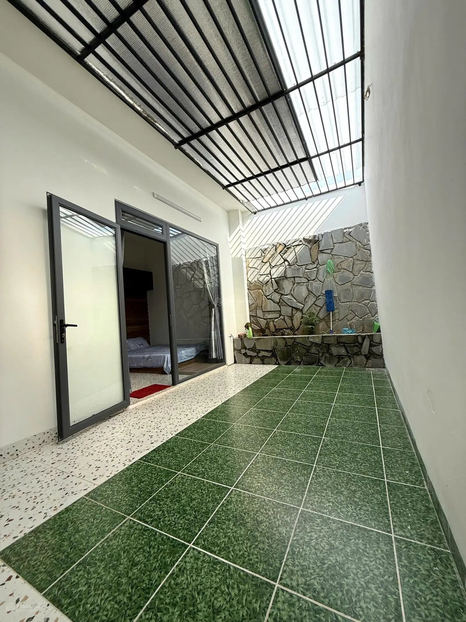 Bán nhà 6m x 30m full nội thất đường Y Wang ngay cổng chào Eakao