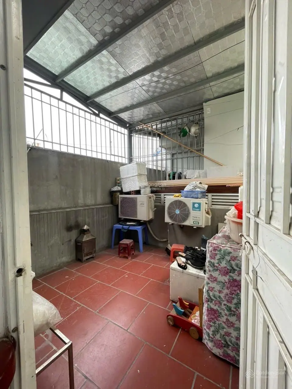 Nhà 4 tầng ngõ ô tô tránh, cách Aeon Hà Đông 200m, giá 5,6 tỷ sổ Hồng cất két, sang tên ngay