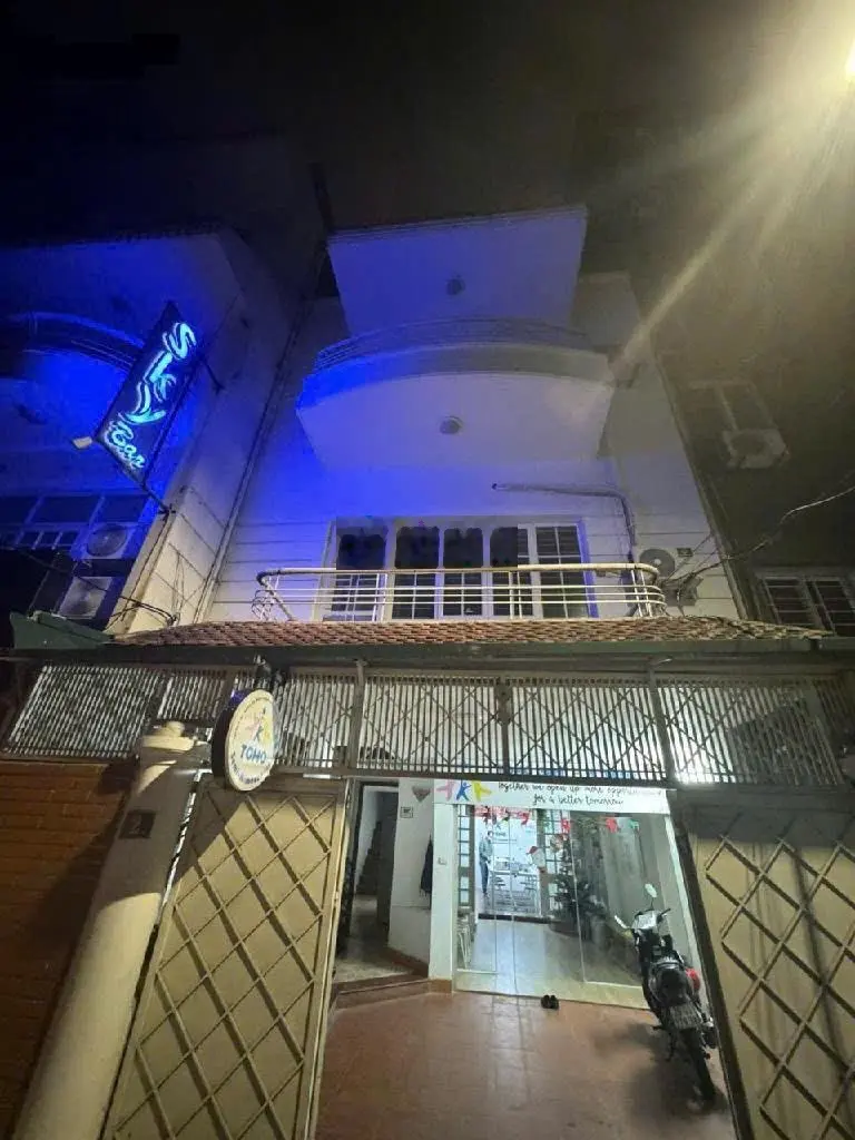 Bán nhà phố Linh Lang, phân lô ô tô tránh, kinh doanh, sát mặt phố, nhà dân xây xem nhà: 0822238686