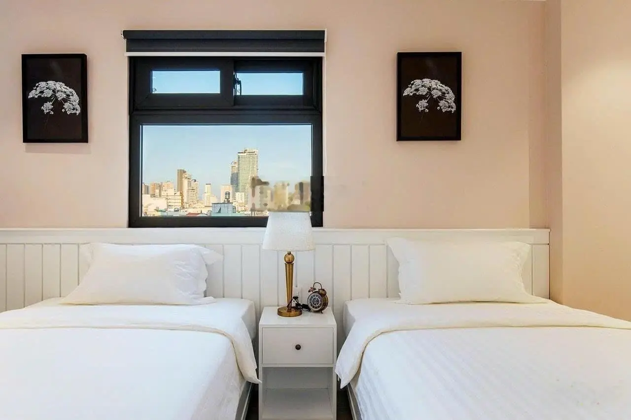Bán tòa căn hộ giá rẻ mặt tiền đường Vân Đồn thành phố Nha Trang