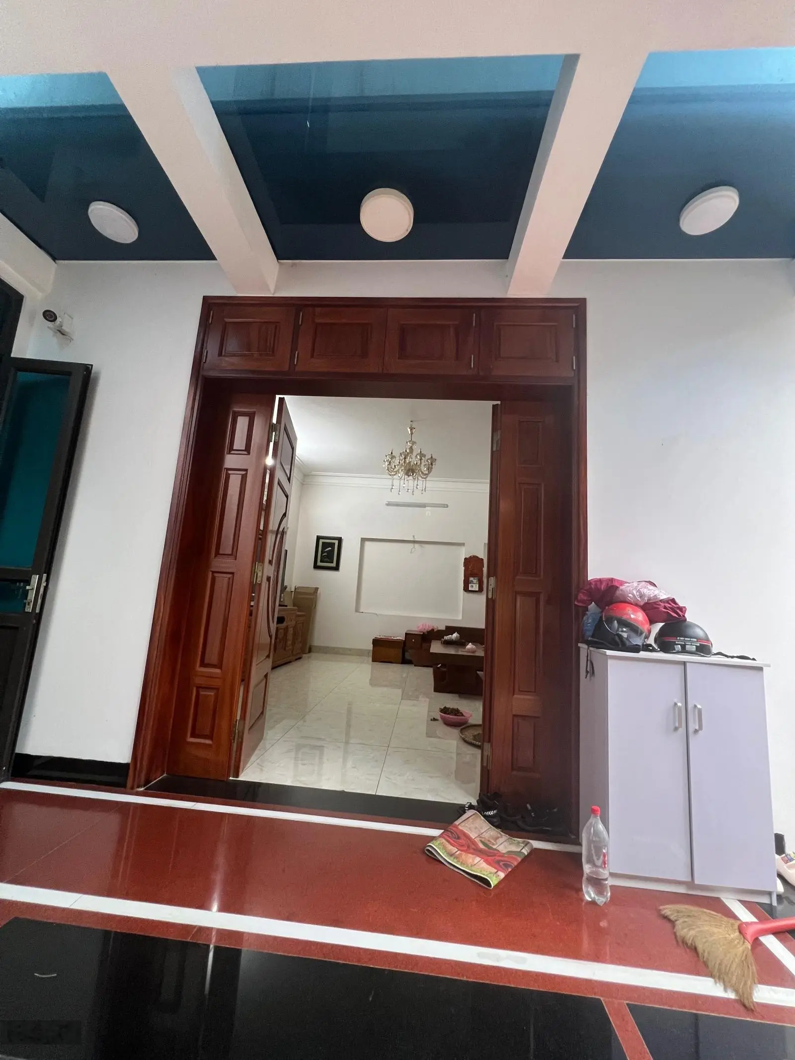 Bán 285m2 đất & nhà ba tầng mặt sàn 90m2 xây kiên cố