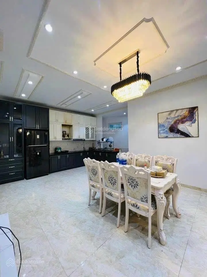 Bán lỗ biệt thự mini tân cổ điển - Kiệt Hoàng Diệu - gần Chợ Mới - Gọi Sa