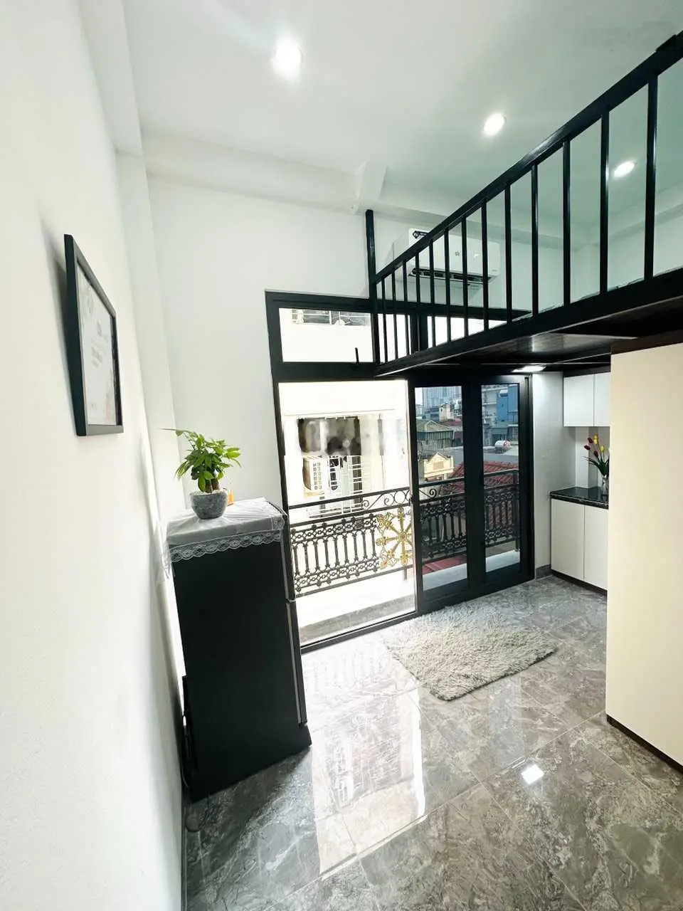 (Cực hiếm). Tòa CHDV trung tâm Ngã Tư Sở, 115m2*8 tầng, đủ PCCC, 38 phòng KK, sát phố, lãi 10%/năm
