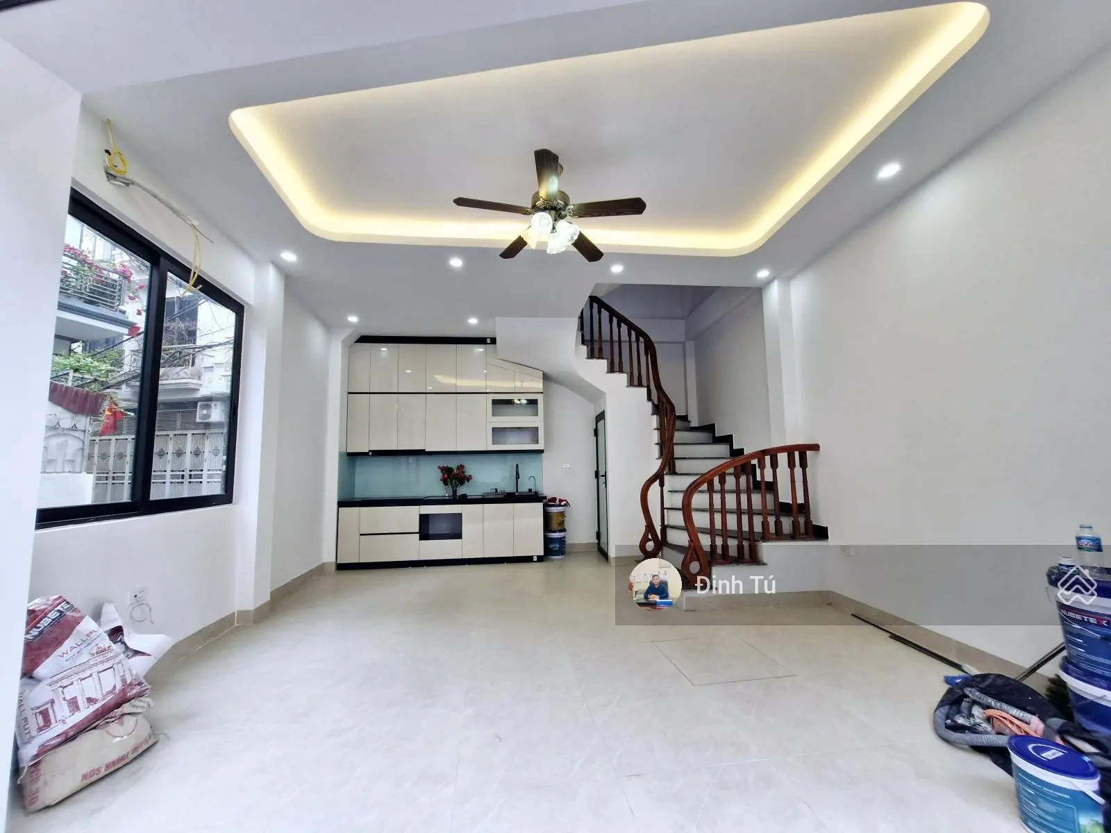 Chính chủ gửi bán nhanh nhà La Khê - Hà Đông, xây mới lô góc, ô tô đỗ cửa, KD, 30m2 x5T chỉ 7.69 tỷ