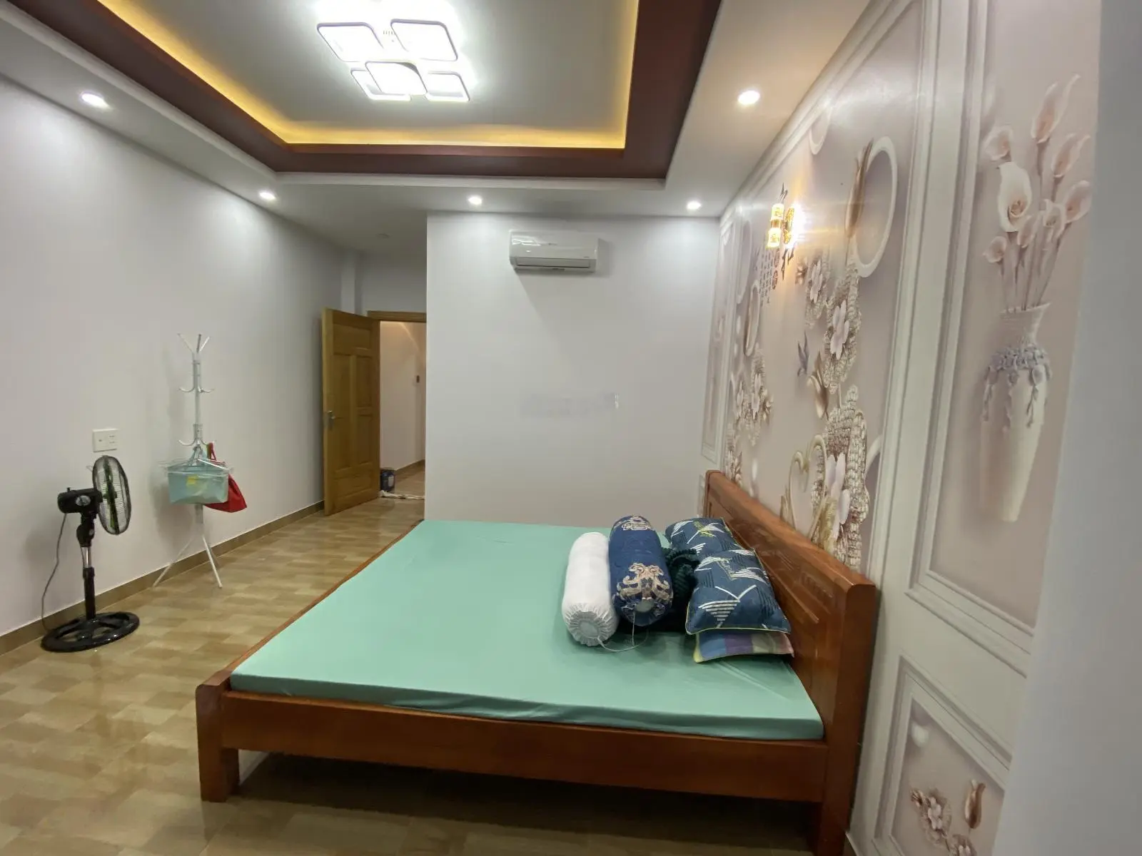 Cát Tường Phú Sinh bán nhà 3 tấm nhà 1 trệt 2 lầu SHR hoàn công tặng full nội thất cao cấp