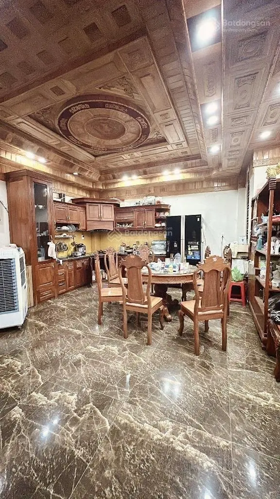 Nhà đẹp 3 tầng - Biệt thự khu VIP Tên Lửa 8x13m - 4PN - Ngay Chợ Da Sà - Giáp Q6 - Ở và kinh doanh