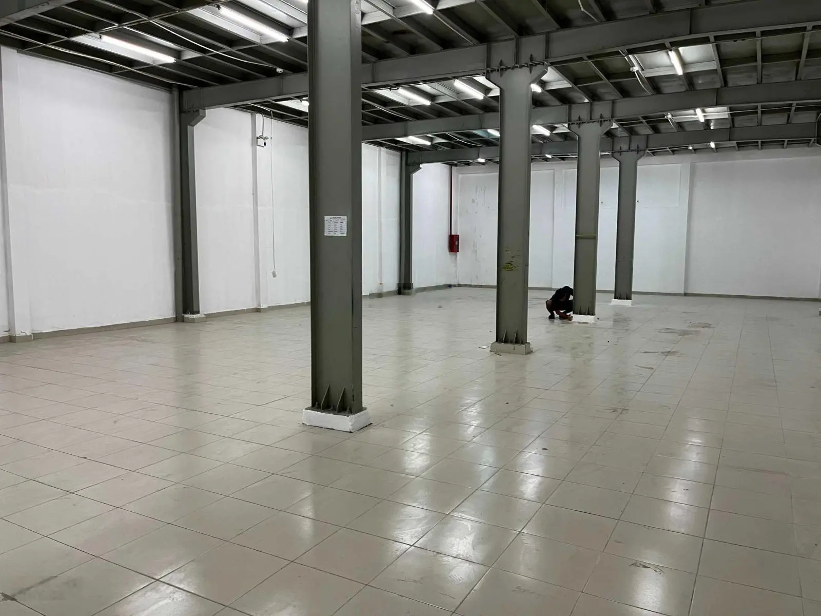 Chính chủ cần bán gấp nhà xưởng hẻm 879 Hương Lộ 2