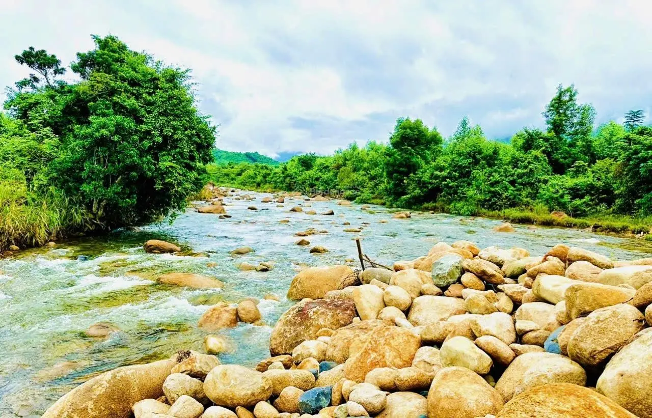 1km - suối Khánh Thượng phù hợp đất ở * bê tông ô tô vi vu