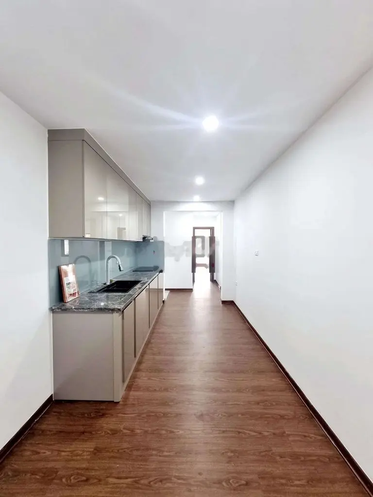 BÁN NHÀ TẬP THỂ Ô TÔ ĐỖ GẦN QUẬN THANH XUÂN GIÁ CHỈ 3.25 TỶ 140M2