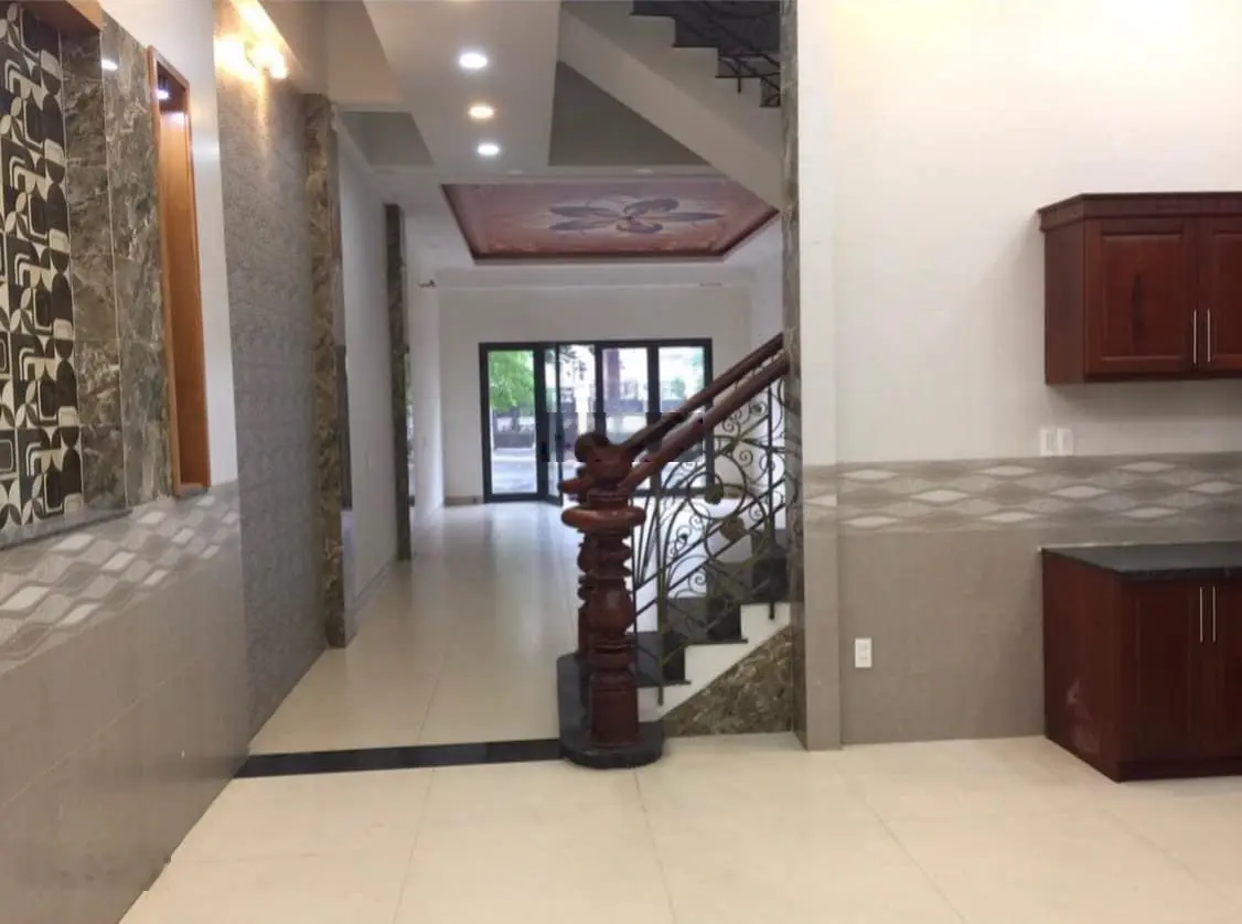 Bán nhà đẹp 3 lầu 1 trệt đường xe hơi KDC Cityland P7, Gò Vấp, HCMC chỉ 18tỷ bớt lộc