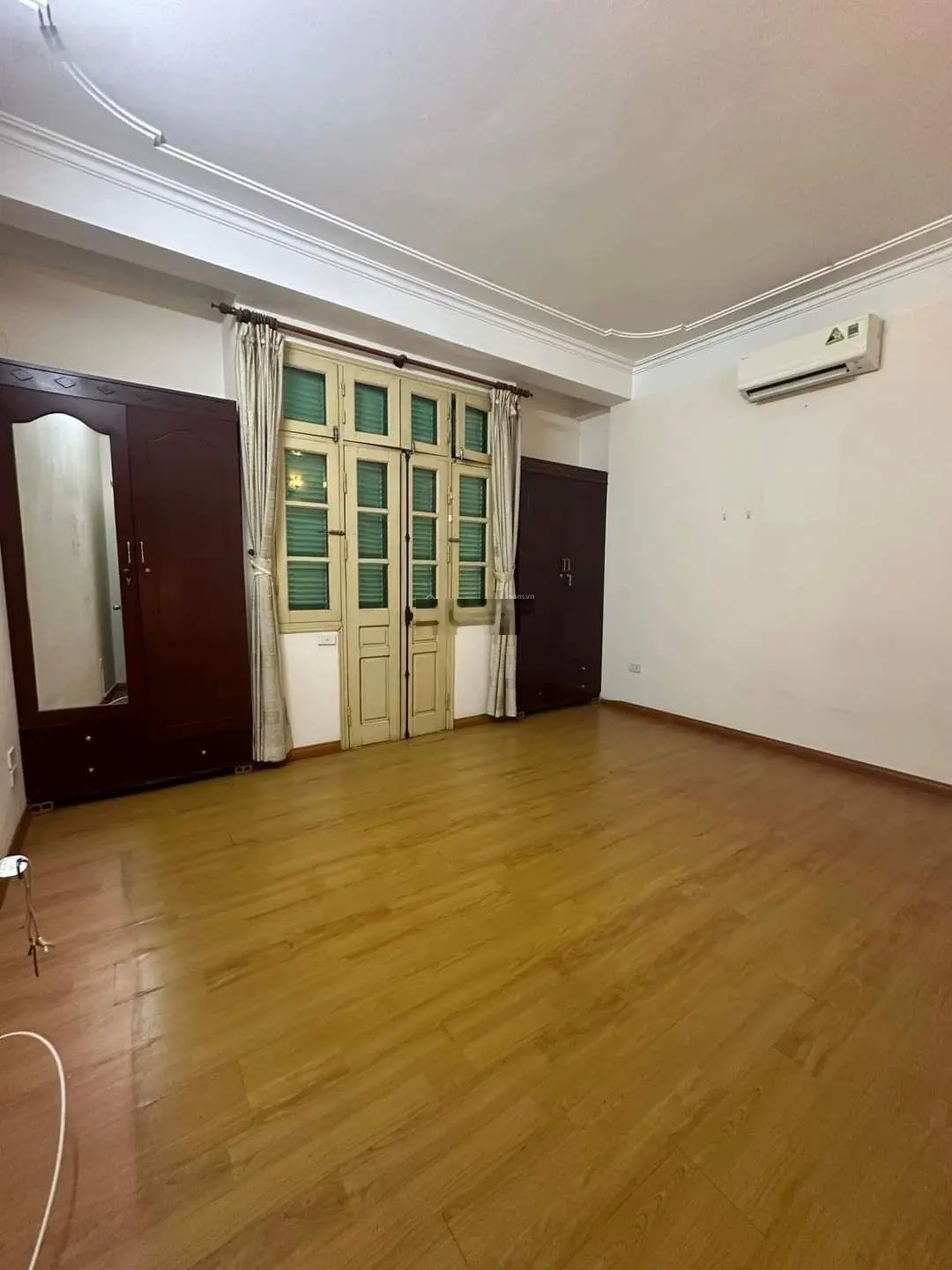 Nhà Doãn Kế Thiện, CG. Thông 2 phố, lô góc, 4T, SĐ 61m, MT 7m1. Sổ đẹp, KD, 23,5 tỷ. 0974 687 ***