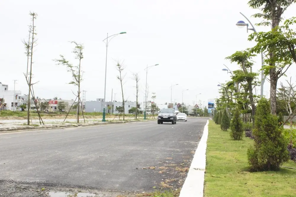 Bán đất nền đẹp xuất sắc tại đường Nguyễn Phan Chánh, giá 4,5 tỷ vnd, diện tích 150m2