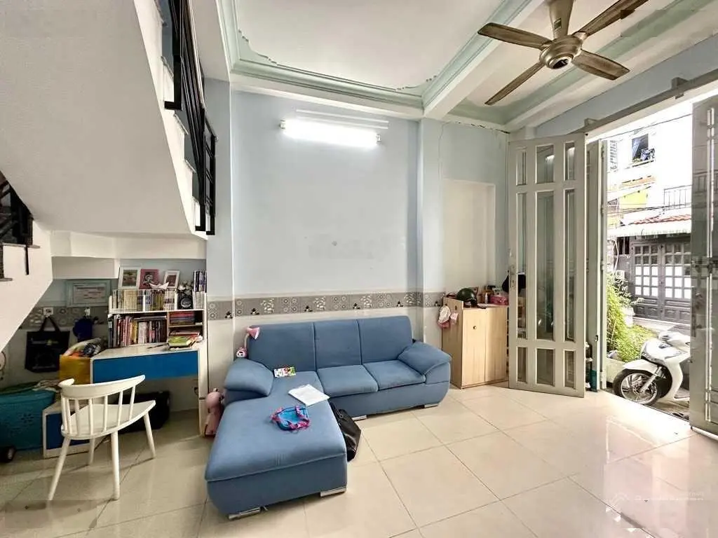 Chủ bán gấp nhà đường số 2, Hiệp Bình Phước, Kế Vạn Phúc, DT 73m2, giá chỉ 4 tỷ850tr, bao sang tên.