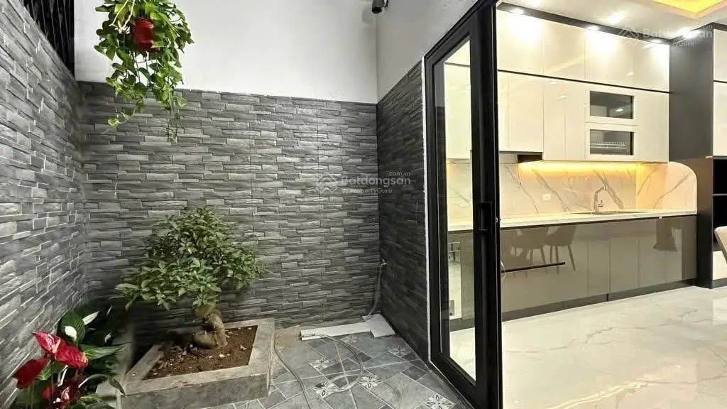 Nhà Phân lô Nguyễn Đổng Chi, Nam Từ Liêm. DT 40m2* MT siêu rộng. Ô Tô vào nhà * Sát phố * Ngõ thông