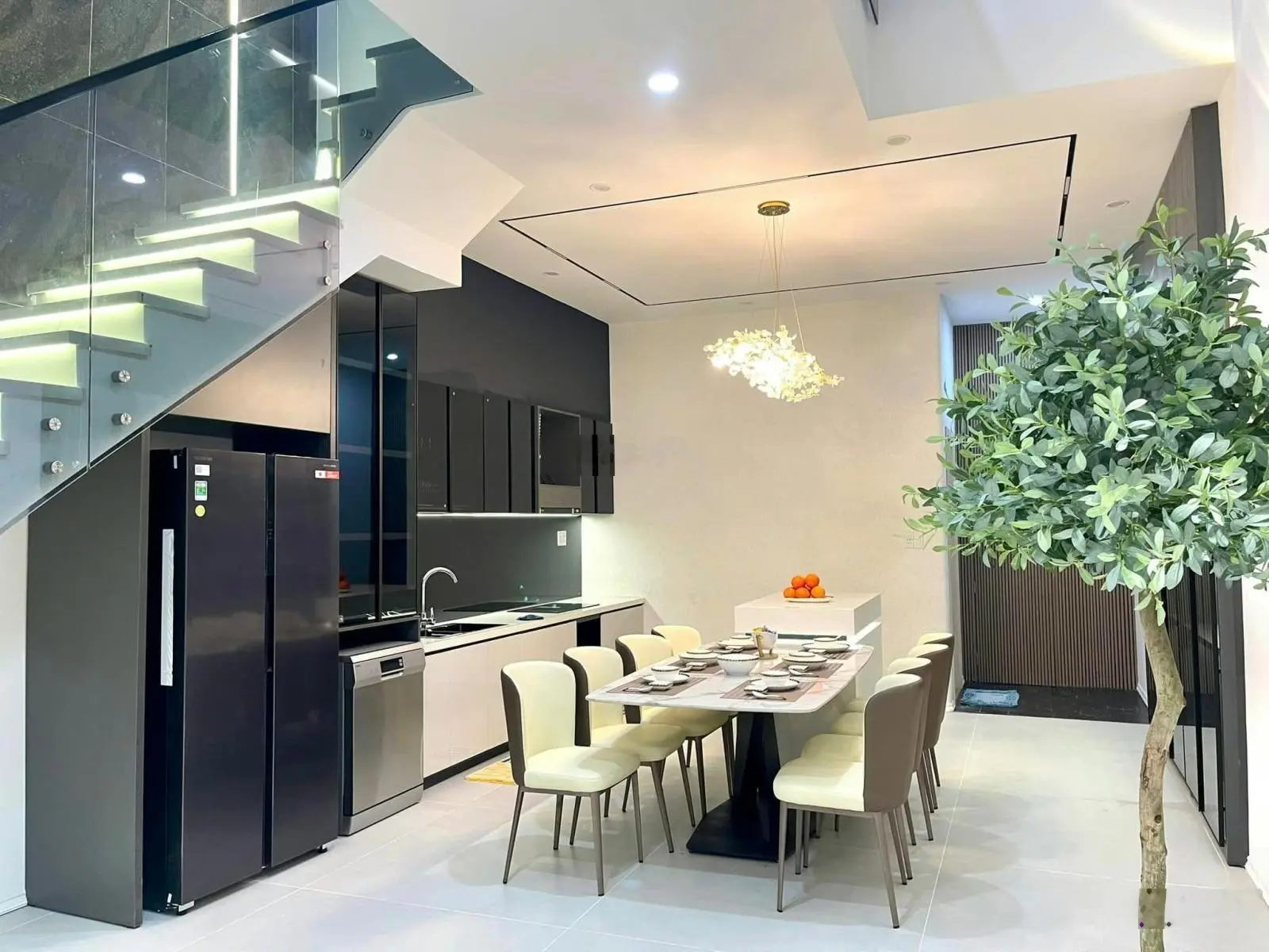 Bán Ngôi Nhà Thiết Kế Cực Đẹp và Sang Xịn Tại Hòa Minh, Liên Chiểu, Đà Nẵng