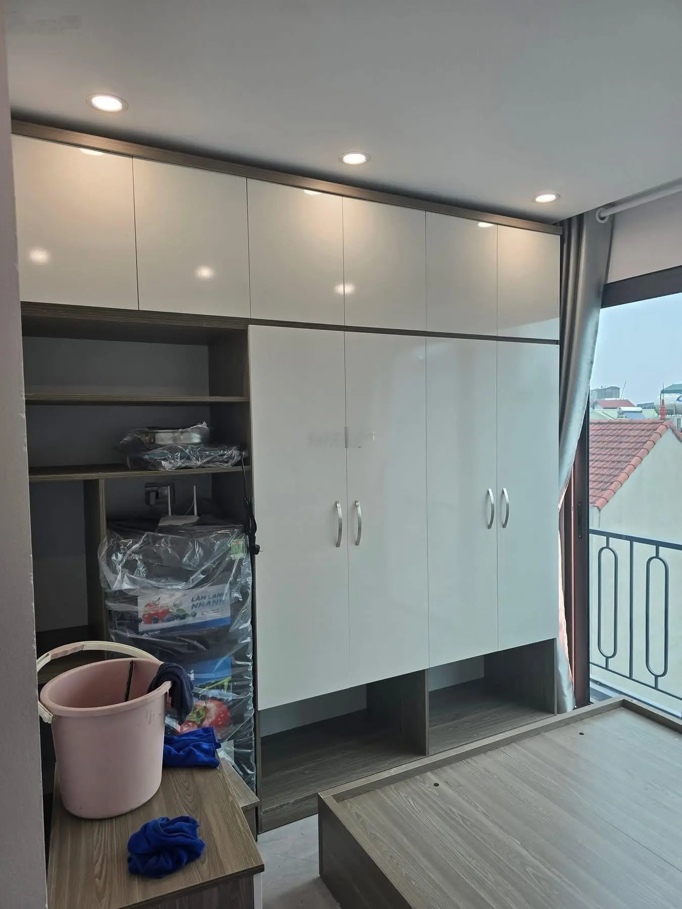 Bán nhà dòng tiền xuân phương 25 p . ba bước ra đường 70 giá 18x tỷ.