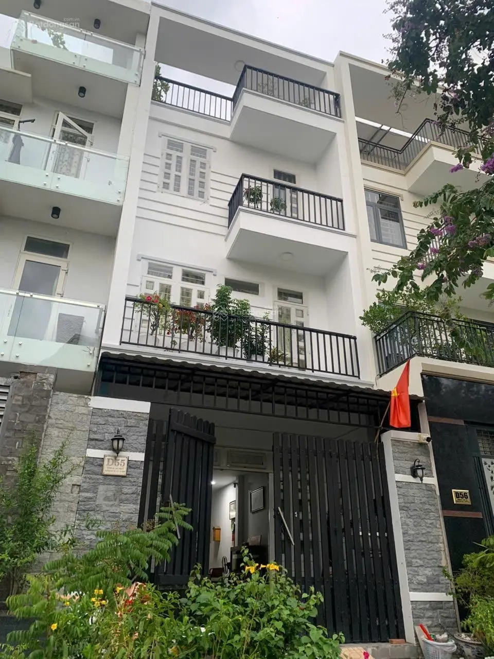 Bán nhà mặt phố đẹp xuất sắc tại Phú Mỹ, Quận 7, TP. HCM, 13,5 tỷ, 90m2
