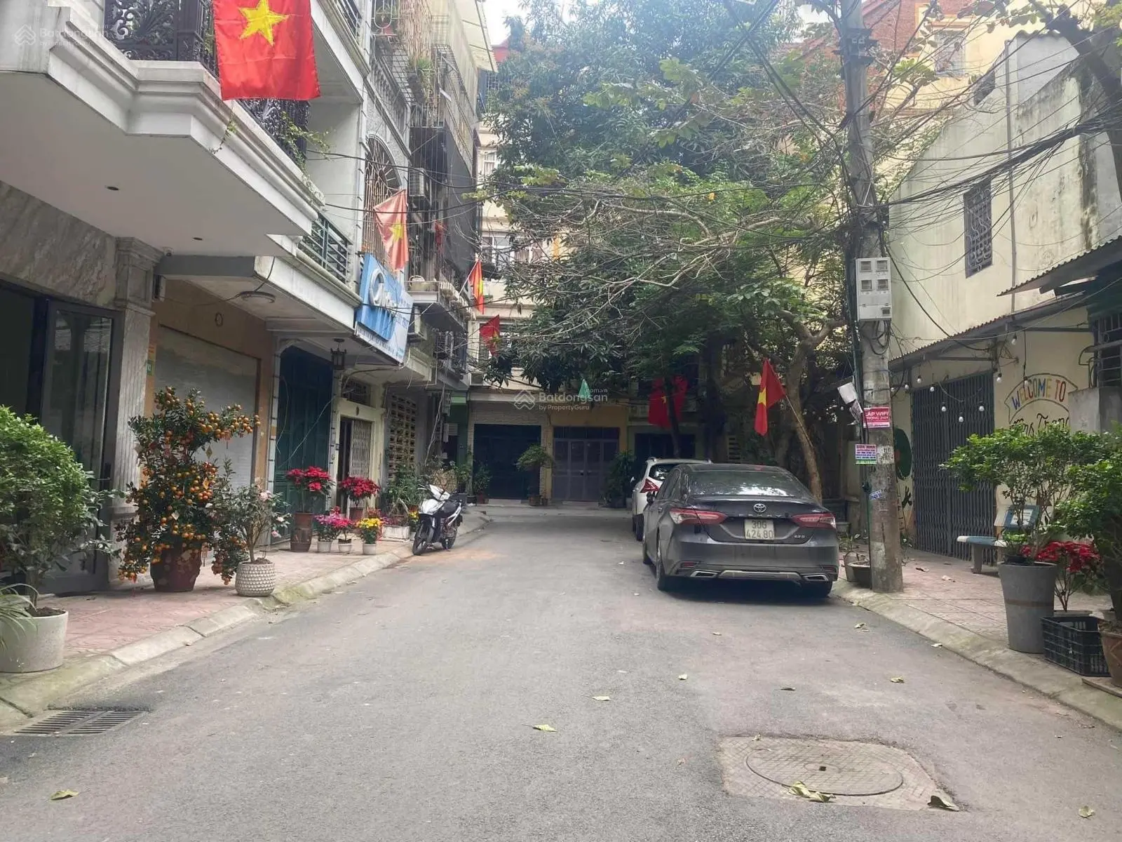 Bán nhà phân lô Lạc trung DT 75m2x8T thang máy, ô tô vào kin doanh văn phòng giá 18,8 tỷ