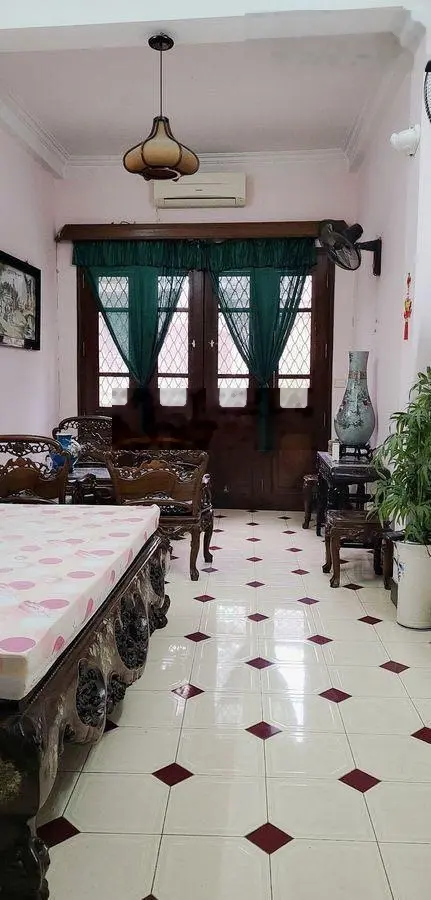 Bán nhà mặt phố Hàng Phèn 57m2 x 4 tầng, có ô chờ thang máy, KD & ở sướng phố cổ, SĐCC, chỉ 42 tỷ