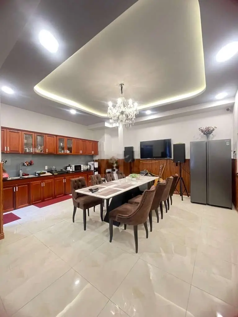 DIỆN TÍCH KHỦNG- GIÁ TỐT- BÁN NHÀ 100M2- 2 TẦNG HXH TÔ KÝ CHỢ CẦU Q12-