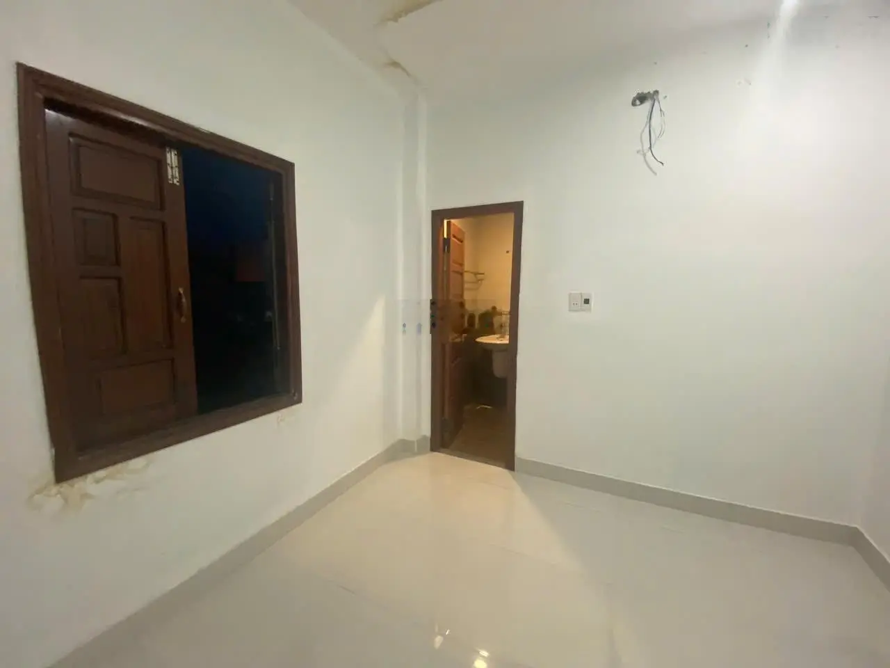 Chỉ 4 tỷ 3 khách đã sở hữu được nhà 4 tầng 9 phòng cho thuê. Quận Cẩm Lệ TP Đà Nẵng