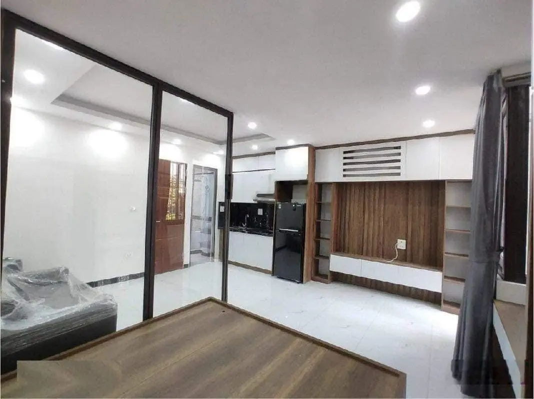 Bán gấp nhà Thịnh Quang 70m 7 Tg MT 4,5m chỉ 15 tỷ thang máy full nội thất ô tô 1 tỷ/năm.