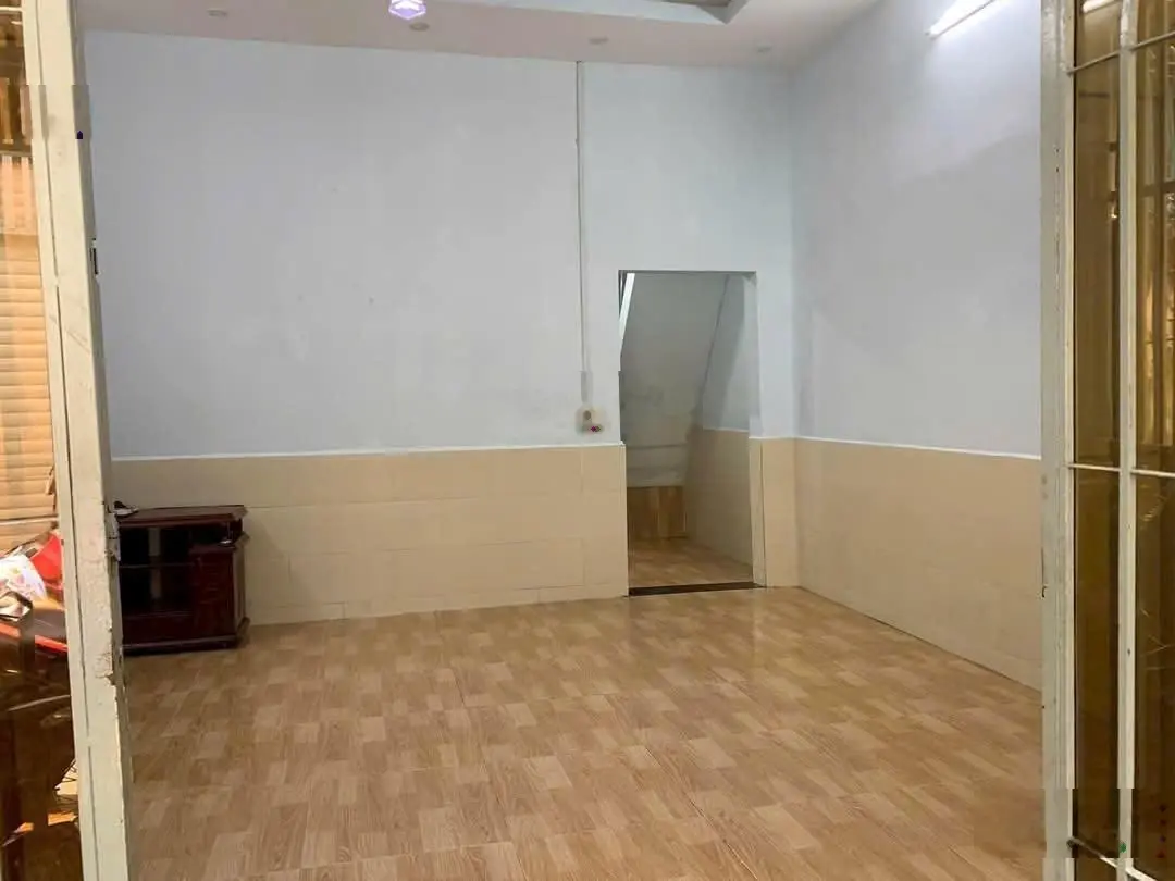 Nhà trệt lửng 3 phòng ngủ. Sổ hồng sạch đẹp. Gần chợ hiệp bình-phạm văn đồng. Hiệp bình chánh