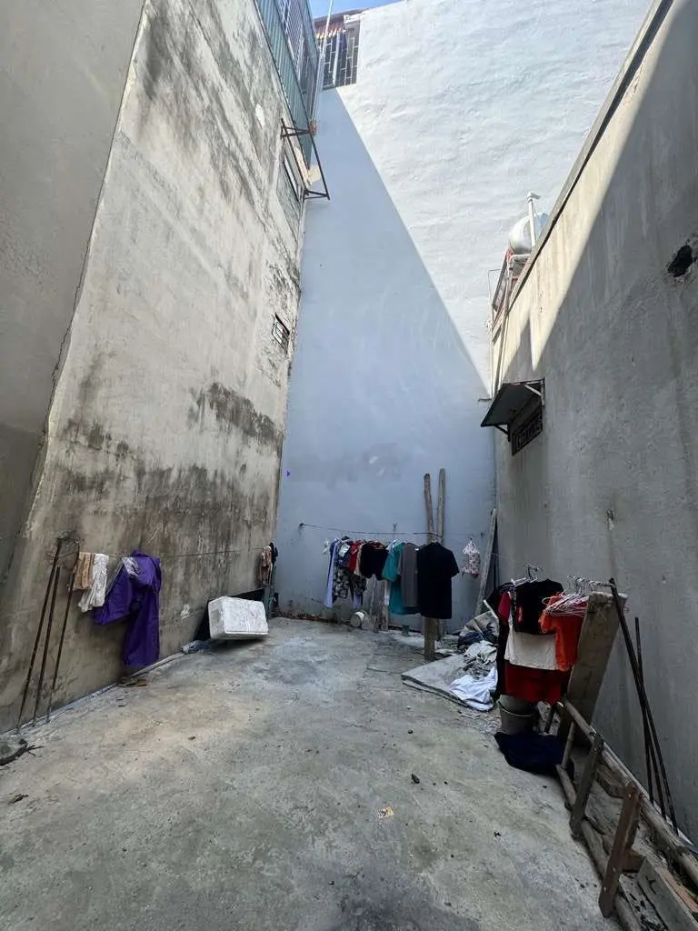 Bán đất 28m2, đã có móng 5 tầng, ngõ 140 Đông Thiên