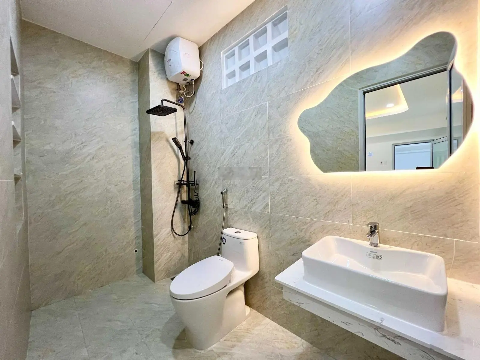 Chính chủ bán nhà đầu tư mới xây, full nội thất kiệt ô tô 44.6m2