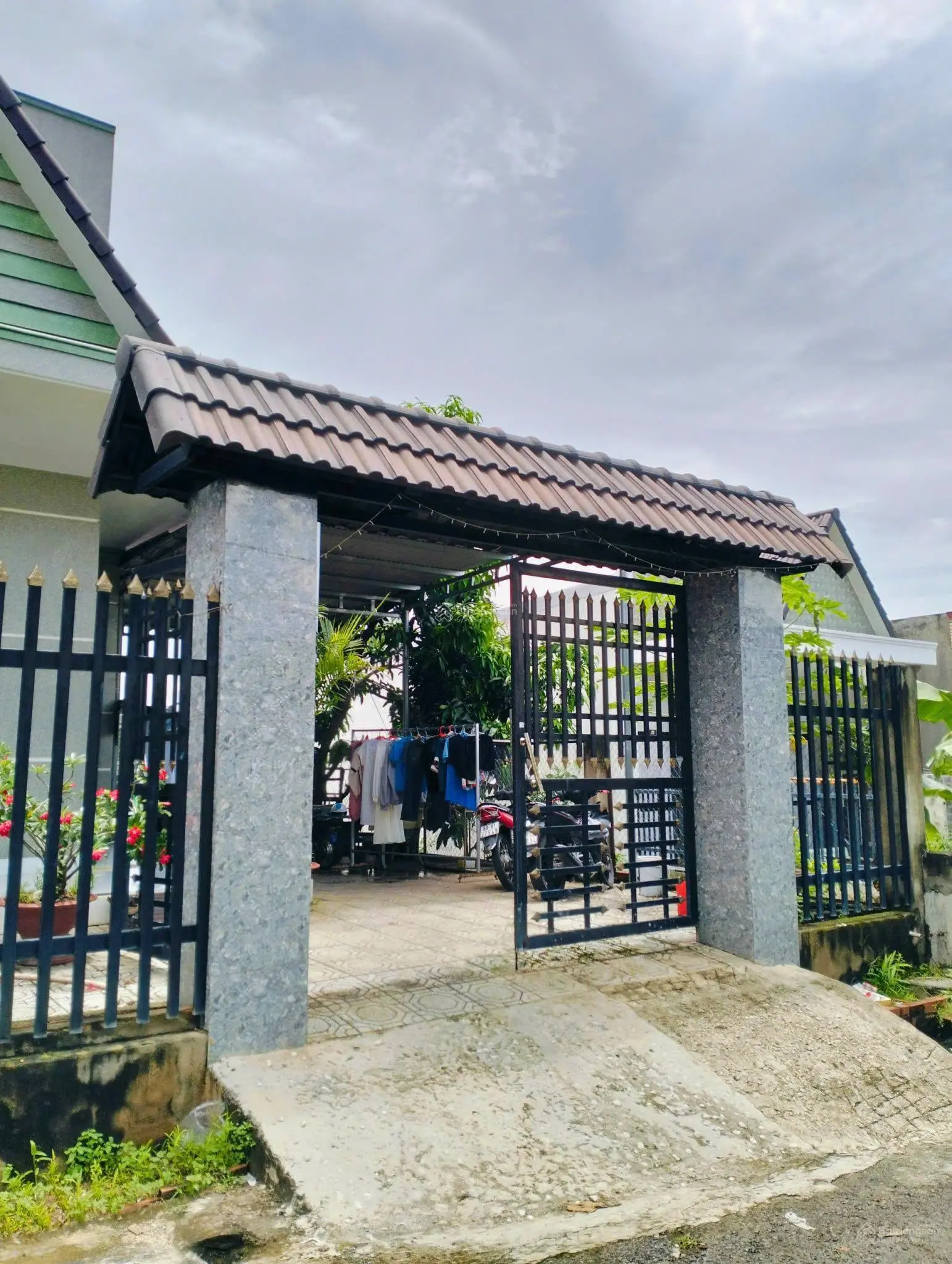 Bán nhà Trảng Bom 1 trệt 1 lầu (313,7m2) 4 phòng ngủ liền kề trường học các cấp