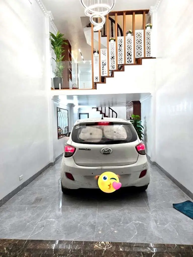 Bán nhà phố Tô Vĩnh Diện ngõ ô tô vào nhà. Nhà dân xây khu dân trí cao