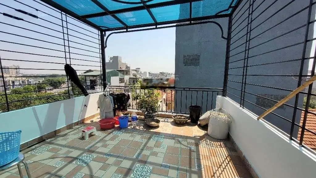 Bán nhà Cổ Linh tư đinh44m2 giá chào 10tỷ nhỉnh, đầy đủ tiện ích:trường, chợ siêu thị,giao thông