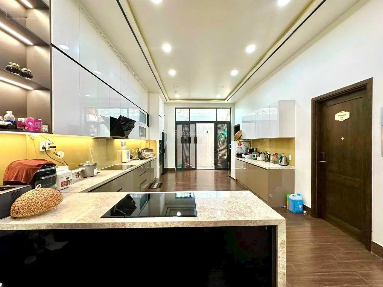 Biệt Thự Khu ven sông sau lưng Giga mall