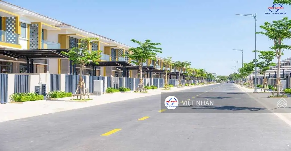 Vsip mở bán phân khu đẹp nhất - biệt thự 250m2, Shophouse 168m2 ngay thành phố mới Bình Dương