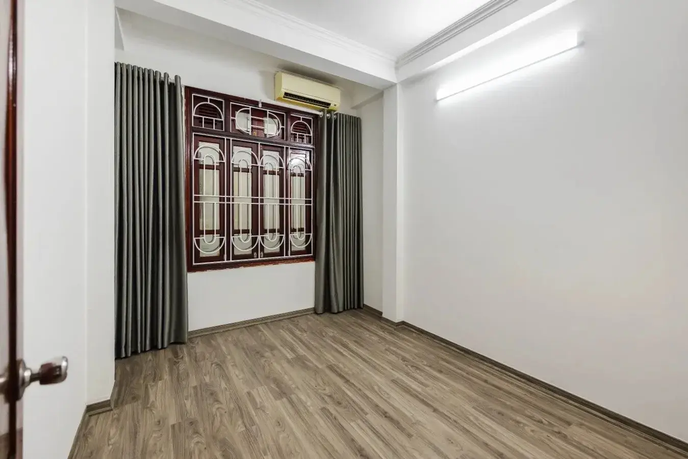 Bán nhà phân lô quân đội Định Công Thượng ô tô đỗ cửa 4 tầng hai mặt thoáng chỉ 5.35 tỷ