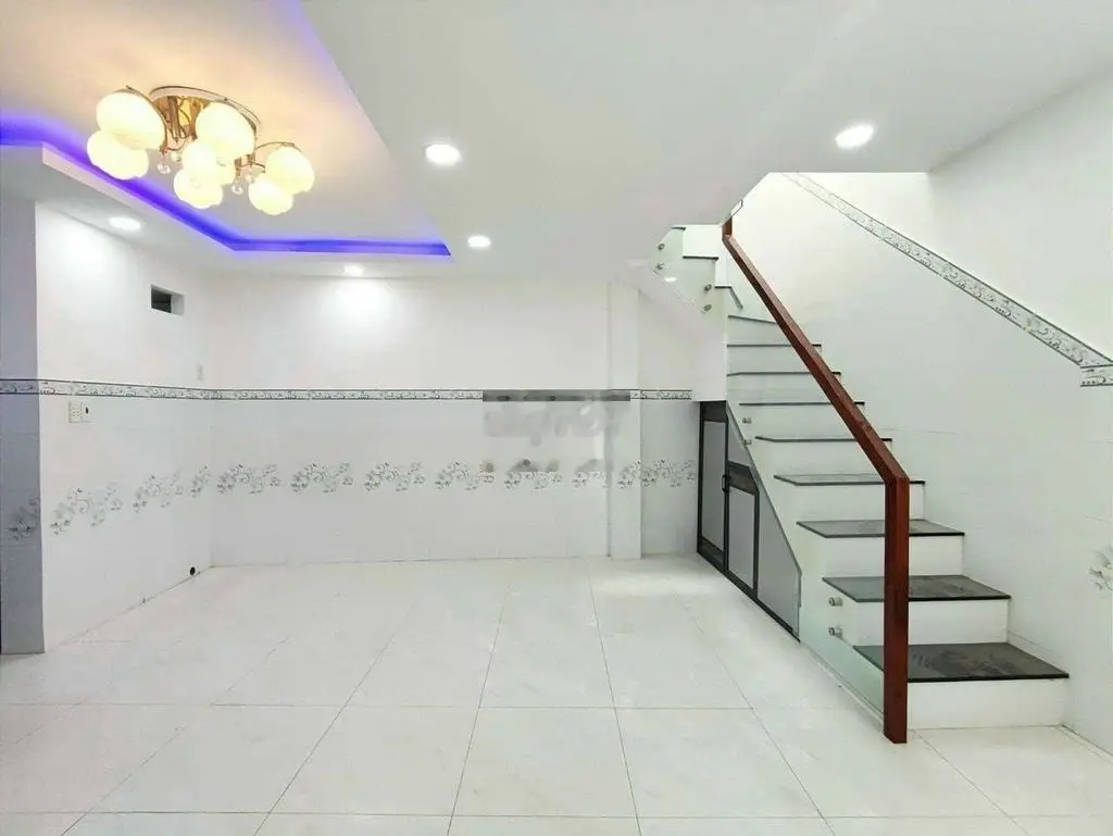 NHÀ TẠ QUANG BỬU QUẬN 8, 64M2-2 TẦNG, SHR, CHỈ 3TỶ2