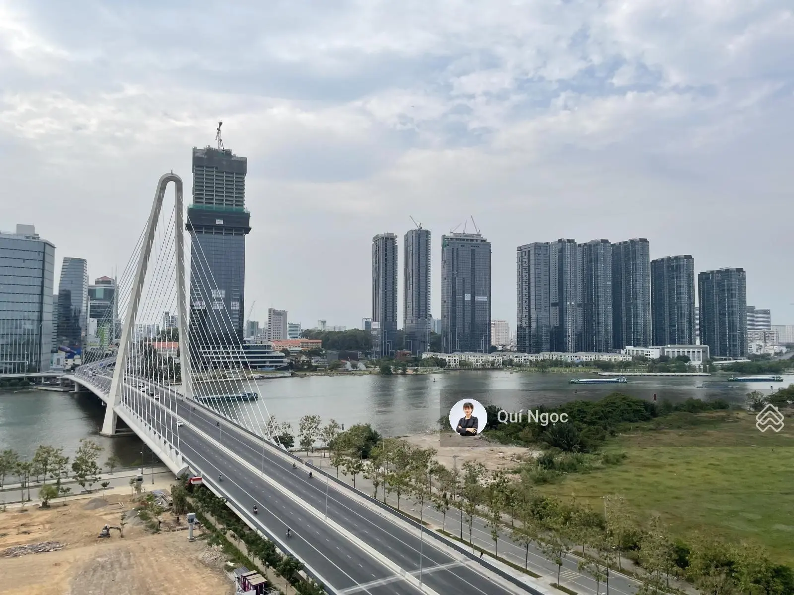Metropole bán 3PN Opera thang máy riêng, view trực diện sông Q1