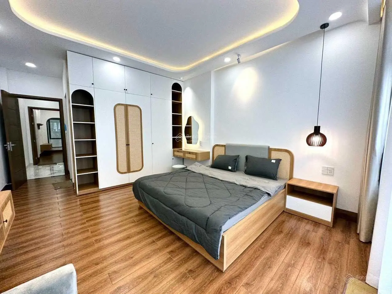 Nhà 2 mặt tiền hẻm ô tô đường Hoàng Việt P.4 Tân Bình tách được 2 căn giá tốt nhất Lúc Này