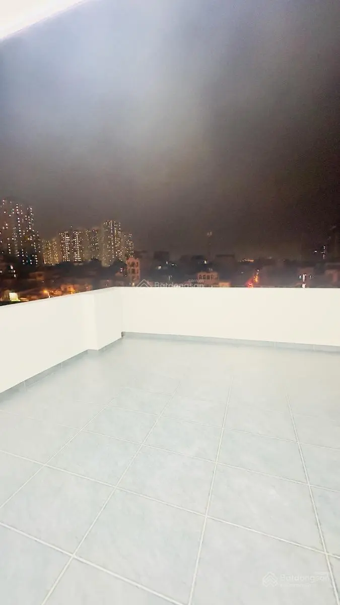 Bán tòa nhà 7T Hoàng Mai, kinh doanh, gara ô tô, thang máy, full nội thất - 66m2, MT 5,5m - 16 tỷ