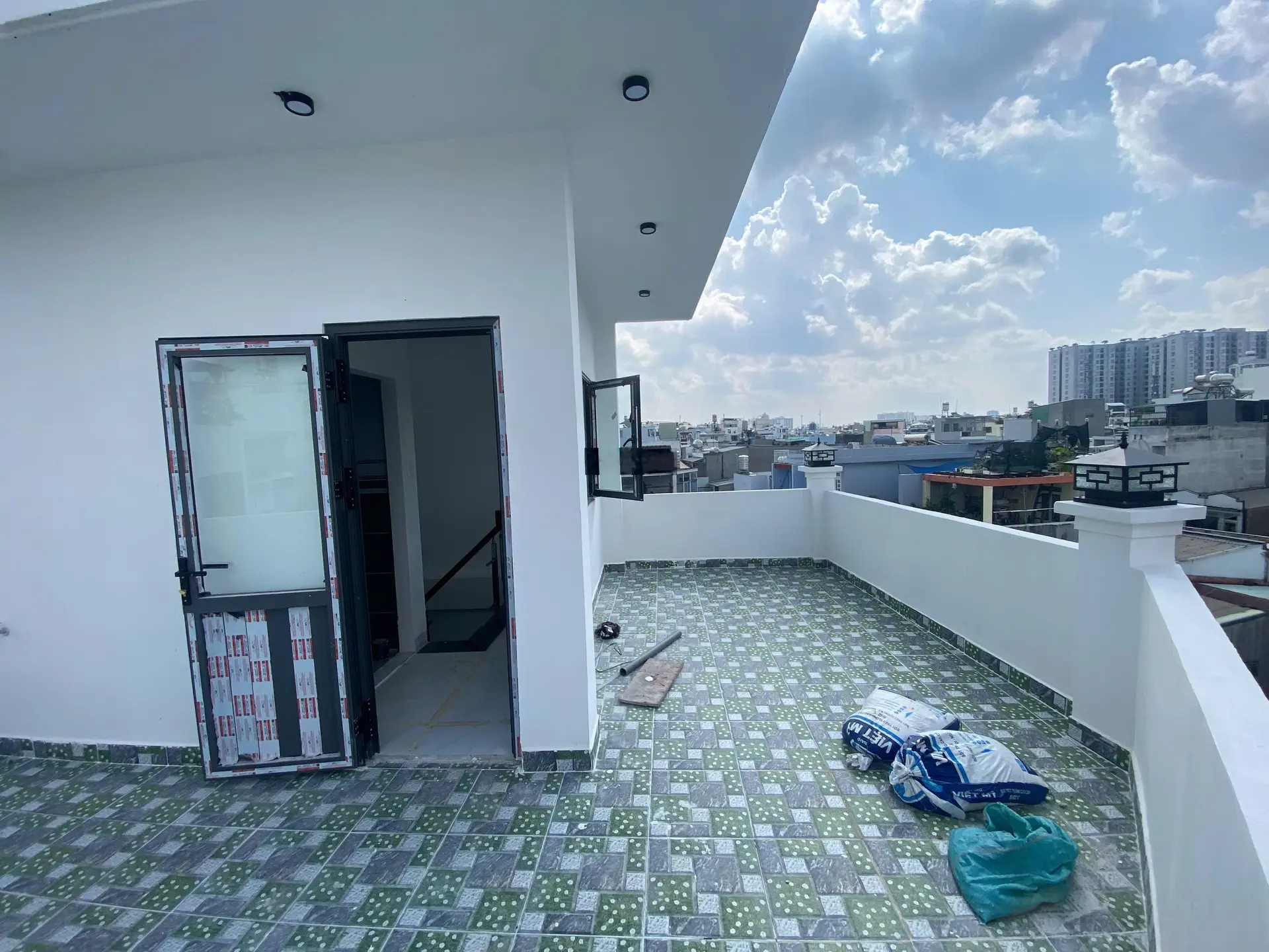 Cần bán nhà mới xây 1 trệt 2 lầu, tại Bờ Bao Tân Thắng phường Sơn Kỳ quận Tân Phú
