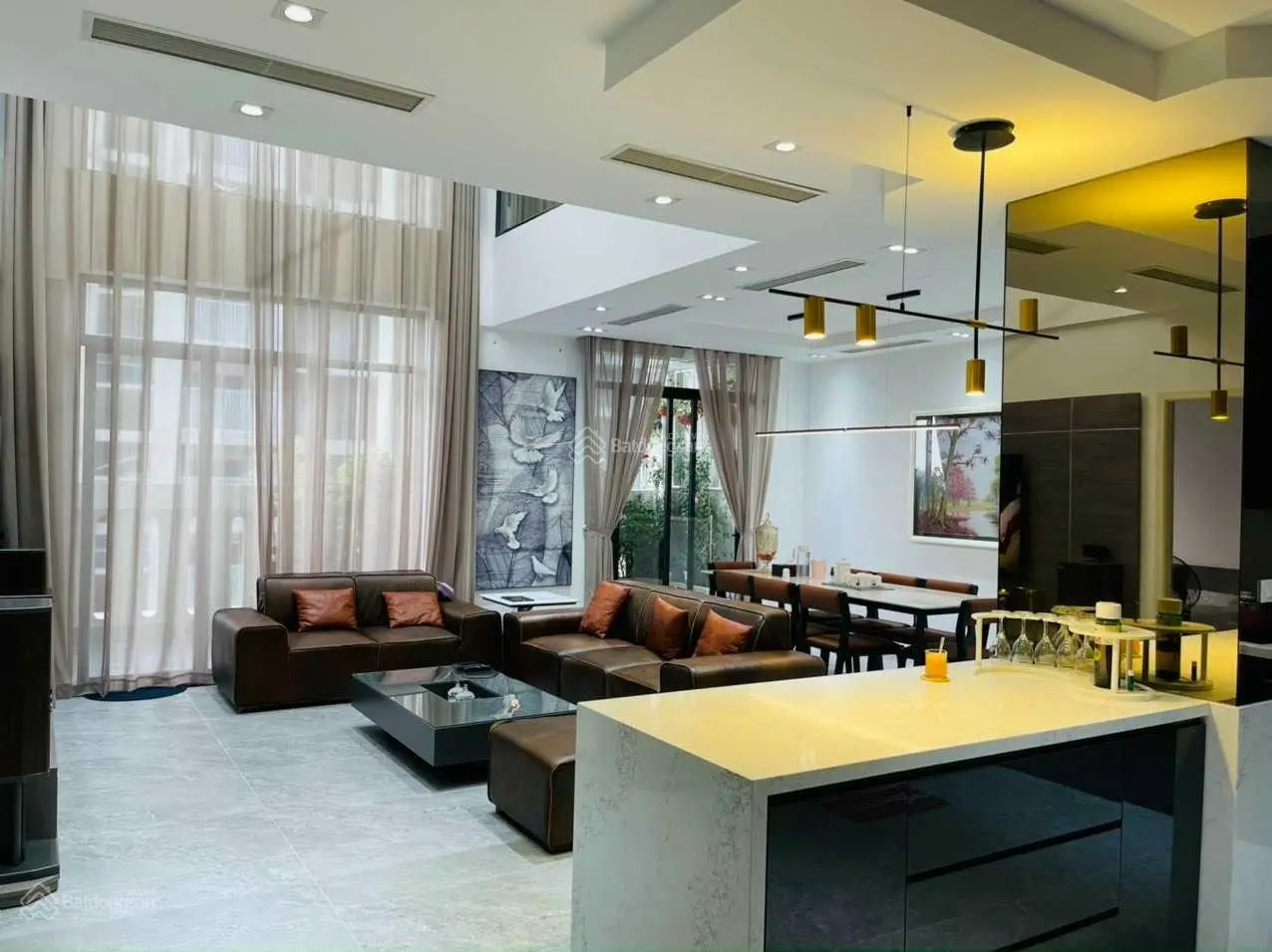 (Giá thật) chính chủ bán căn Duplex 190m2 3PN + 3WC full NT giá 15 tỷ chung cư Roman Plaza