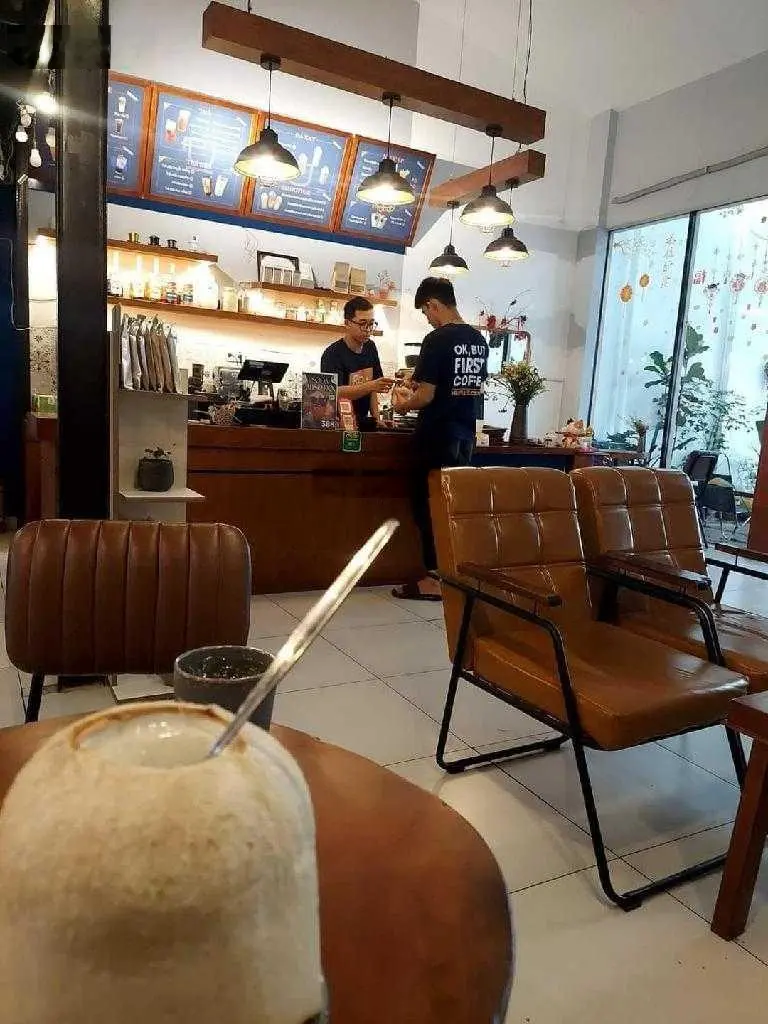 Mặt tiền Nguyên Hồng, ngang 7m, diện tích 145m2, đang cho thuê mặt bằng 30tr/tháng