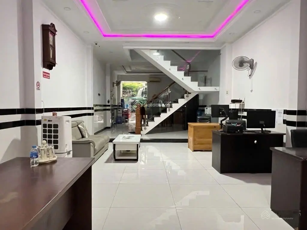 Bán nhà mặt tiền Lê Văn Khương Quận 12 - 180m2 - 4 tầng - 18 tỷ thương lượng