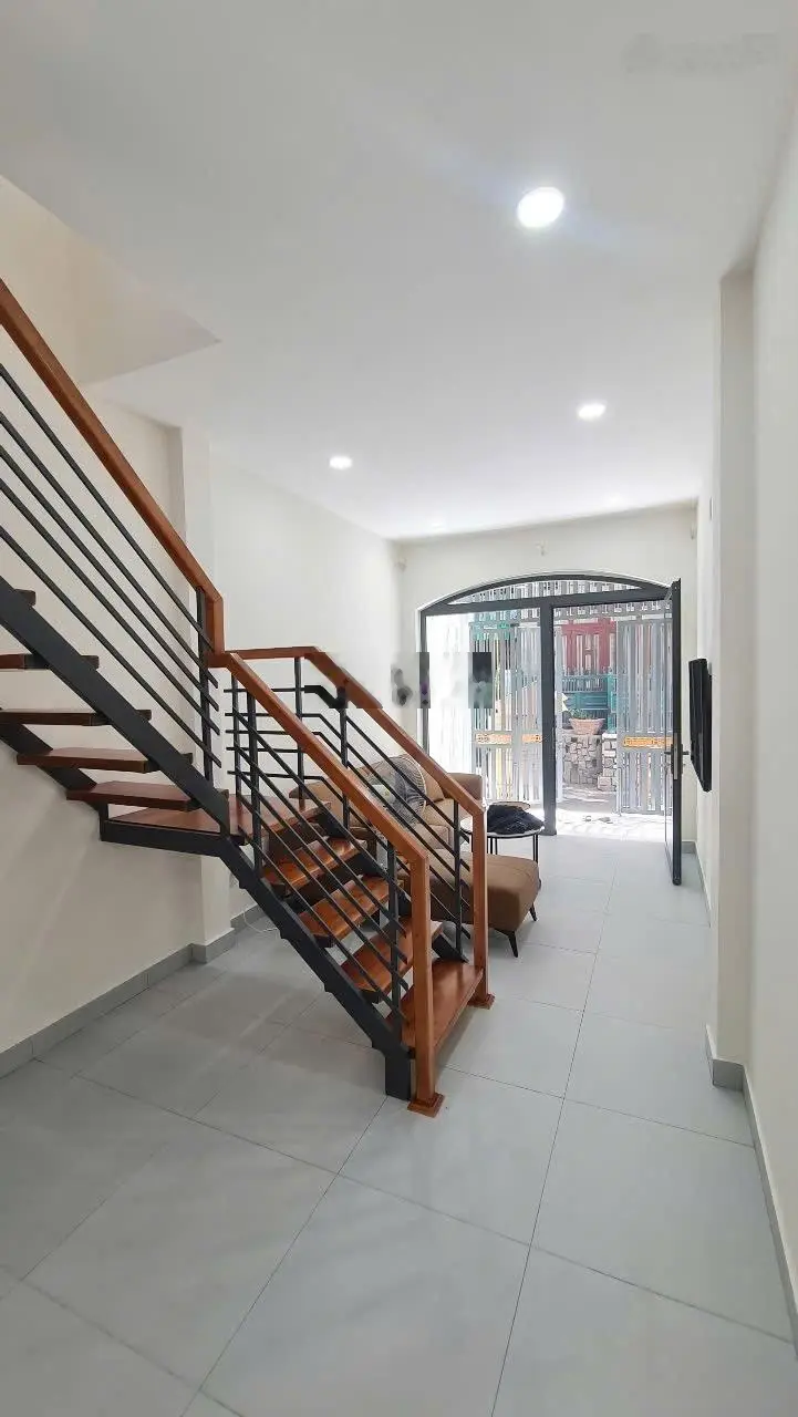 Siêu phẩm nhà đẹp full nội thất phố tây - giá 4,8 tỷ - tp nha trang