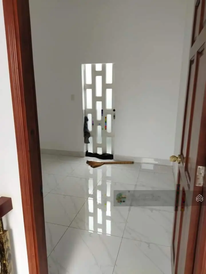 Bán nhà đường Lê Văn Phan 55m2 giao với Phú Thọ Hòa đang cho thuê 12tr/th đầy đủ tiện ích