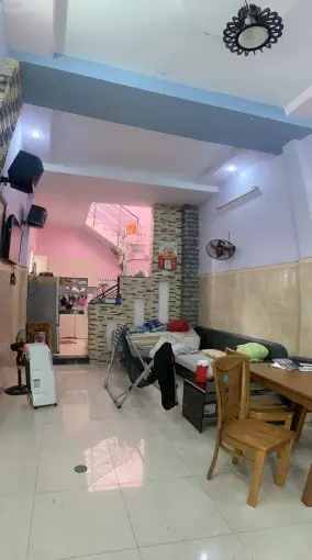 Nhà rẻ chính chủ cần tiền bán gấp đường Tân Hoà Đông 125m2 SHR, 2tỷ8 vừa ở vừa cho thuê 4phòng trọ